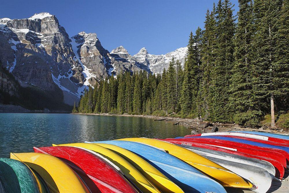 Moraine Lake Lodge Lake Louise Exteriör bild
