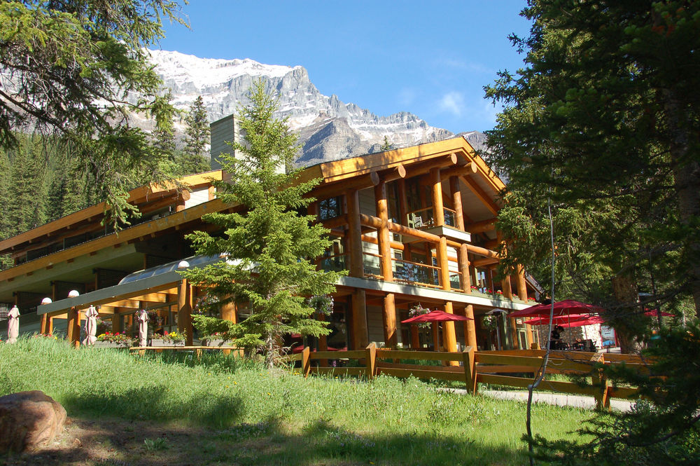 Moraine Lake Lodge Lake Louise Exteriör bild